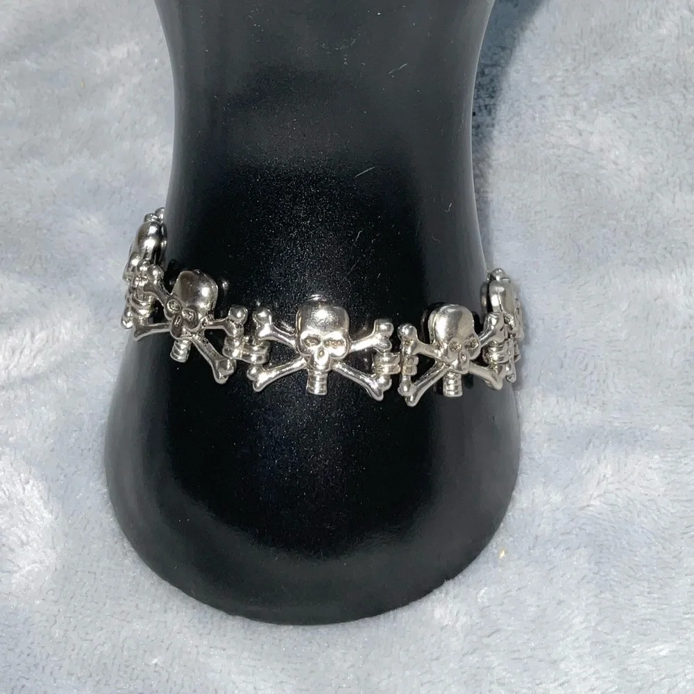 Skulls & Bones Pewter Bracelet